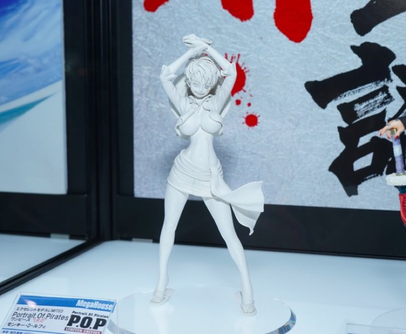 Illustration for article titled The Latest One Piece Collectible: Luffy as a Woman